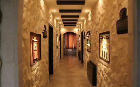 Mount Nebo Hotel & Restaurant Madaba City Center